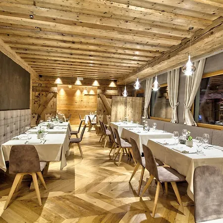 Dolomiti Alvera Otel Cortina dʼAmpezzo