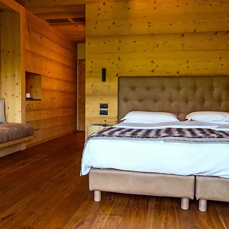Otel Dolomiti Alvera Cortina dʼAmpezzo